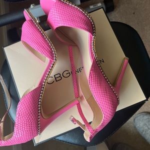 Very nice and sexy pair of shoes